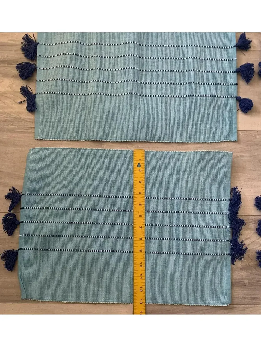 Pier 1 Imports Blue Placemats Set of 4 - 100% Cotton Great Condition 18' x 13”